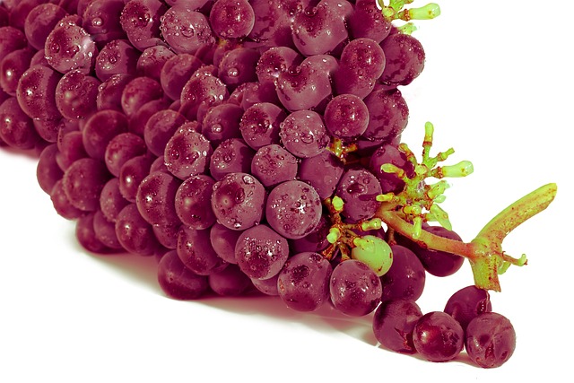 Red grapes