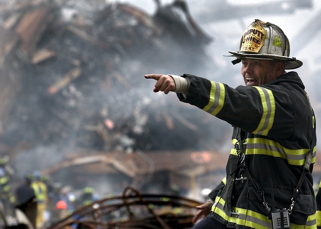 firefighter-640x480-9543916.jpeg