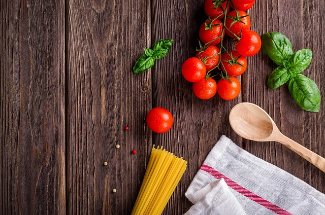 local-food-640x480-91814332.jpeg