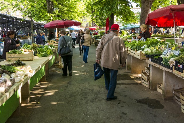 local-food-640x480-88260065.jpeg