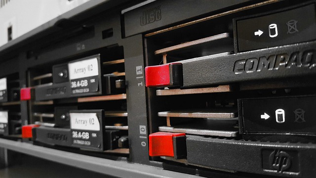 computers-640x480-88799387.jpeg